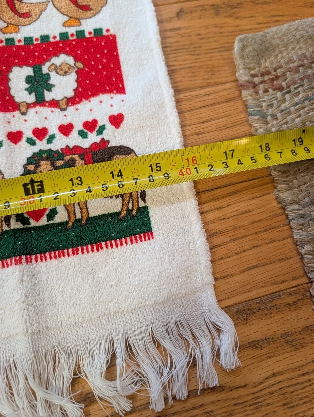 Vintage Holiday Hand Towel Folk Art Cow Goose Sheep Farm Winter Christmas Retro